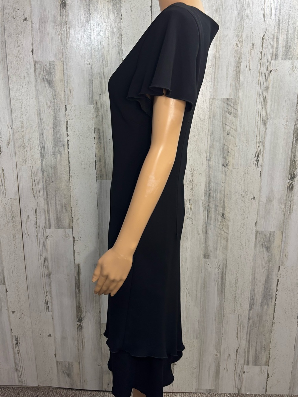 SL Fashions Black V-Neck Flutter Sleeve Midi Dress - Picture 4 of 8